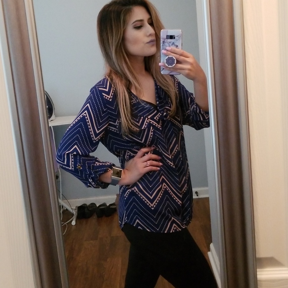 Blue top with cream/tan design!